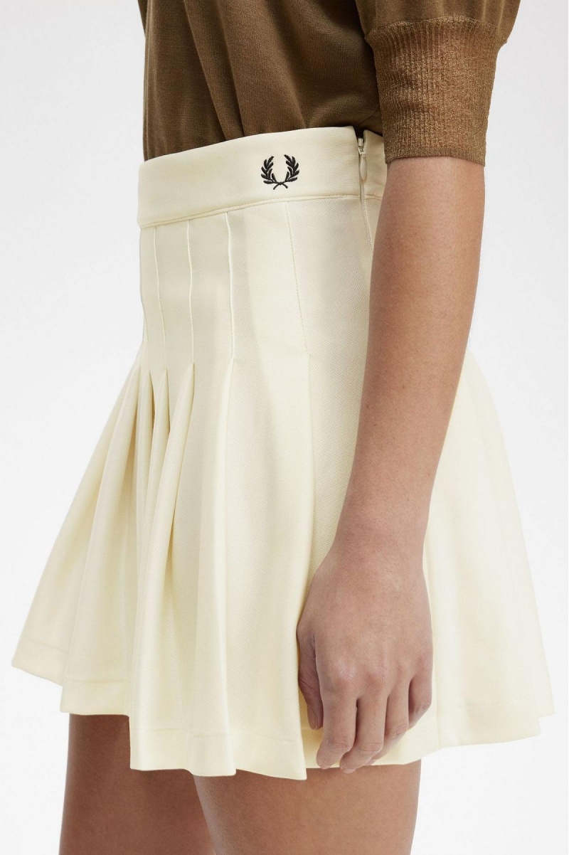 Pantalons Fred Perry Plissé Tennis Femme Ecru | SFRVO10525