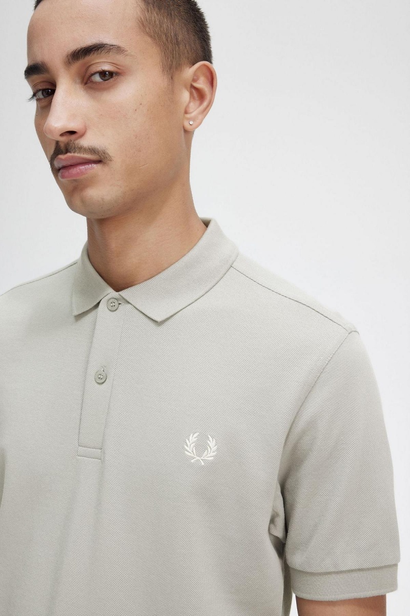 Polos Fred Perry M6000 Homme Limestone / Ecru | FRQAV16395