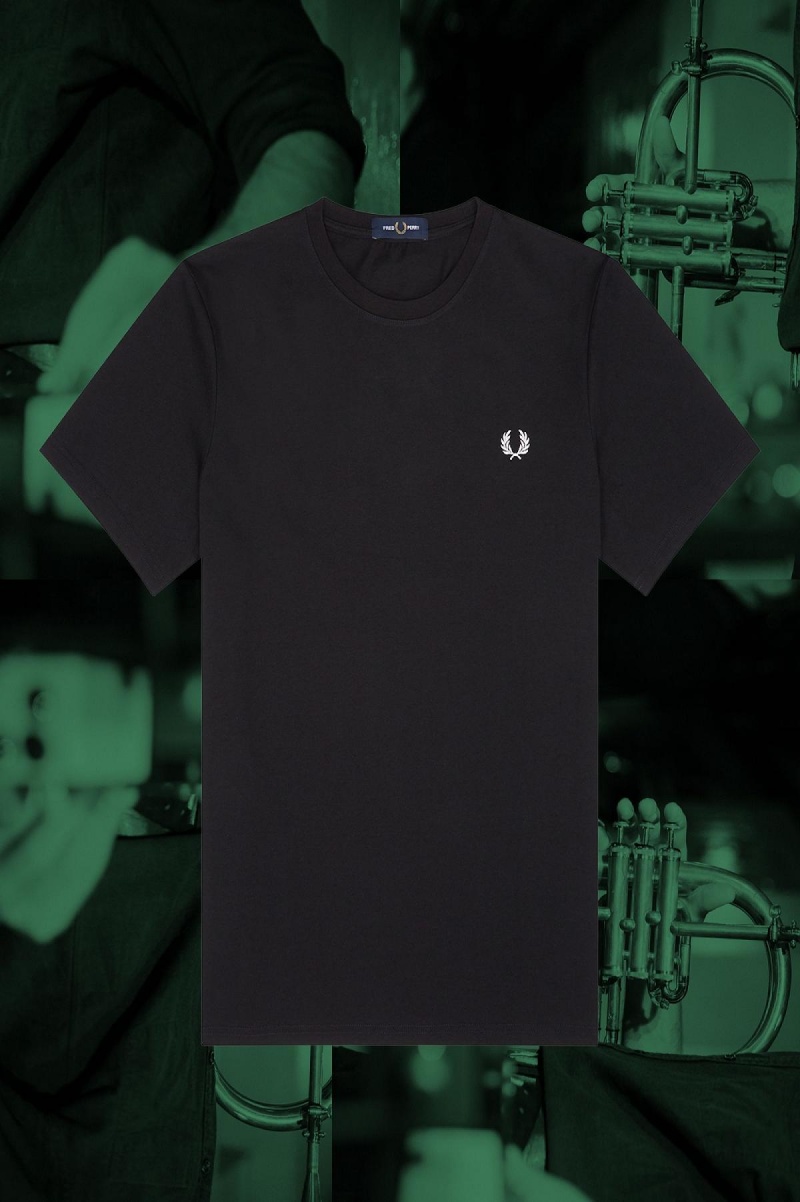 T Shirts Fred Perry Hamburg Ringer Homme Noir | LFRTR55230