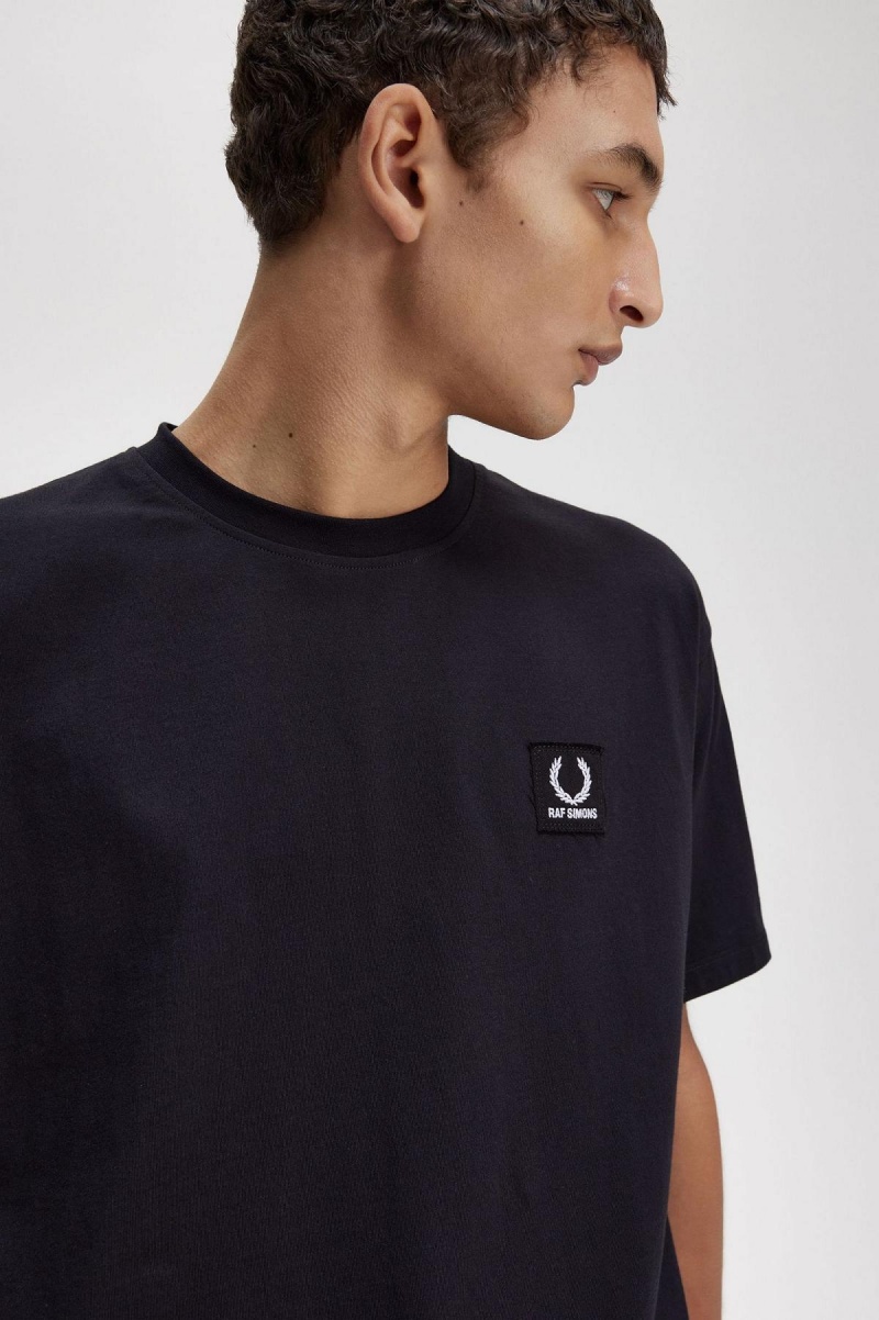 T Shirts Fred Perry Printed Patch Relaxed Homme Noir | DFRVO82599